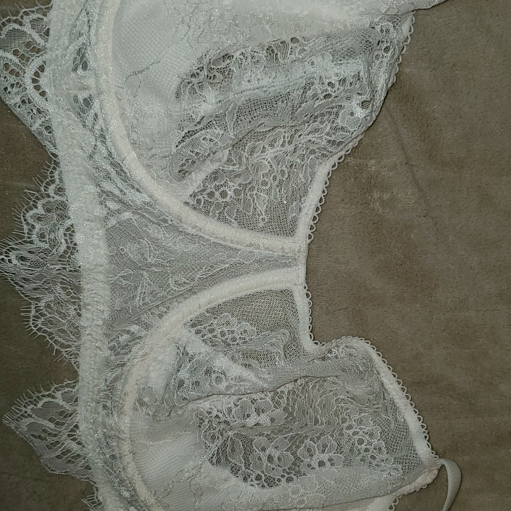 Vs Bra Push-Up Without Padding White Size 36ddd - image 8